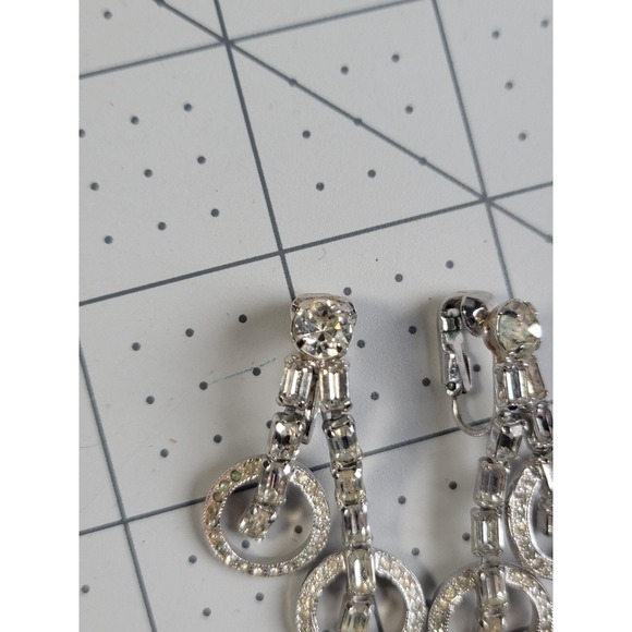Vintage Art Deco Style Rhinestone Dangle Clip On Earrings - Picture 3 of 6
